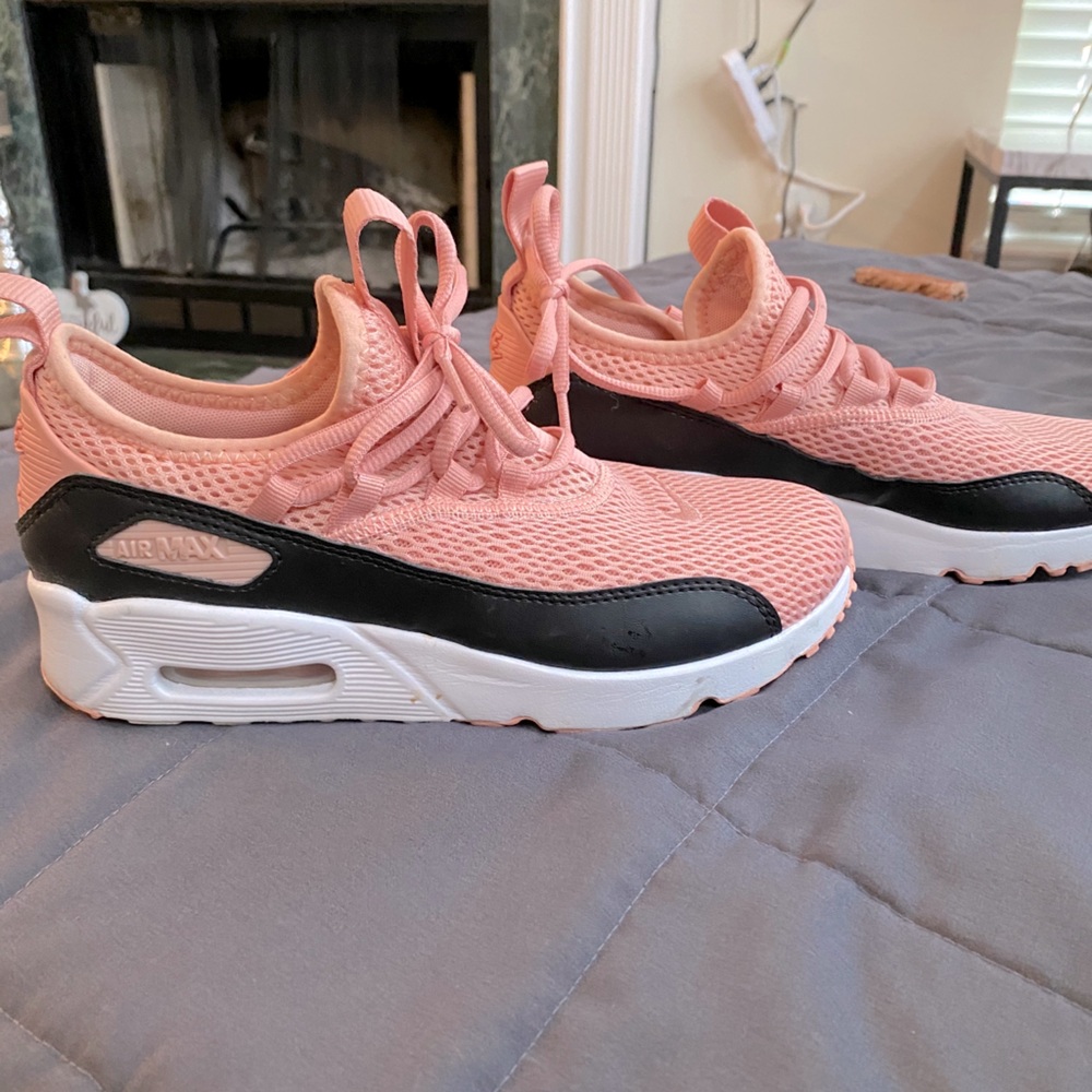 Nike Air Max || brand new